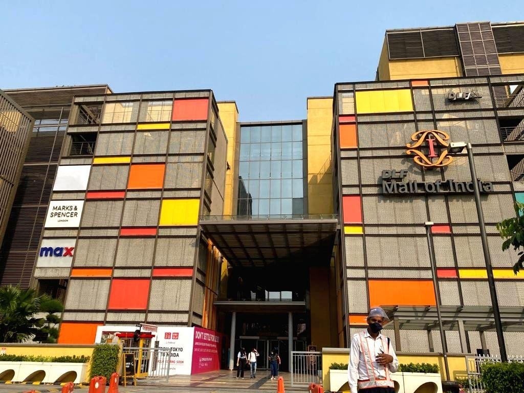 Commercial Office Space for Lease in Sector 18, Noida
